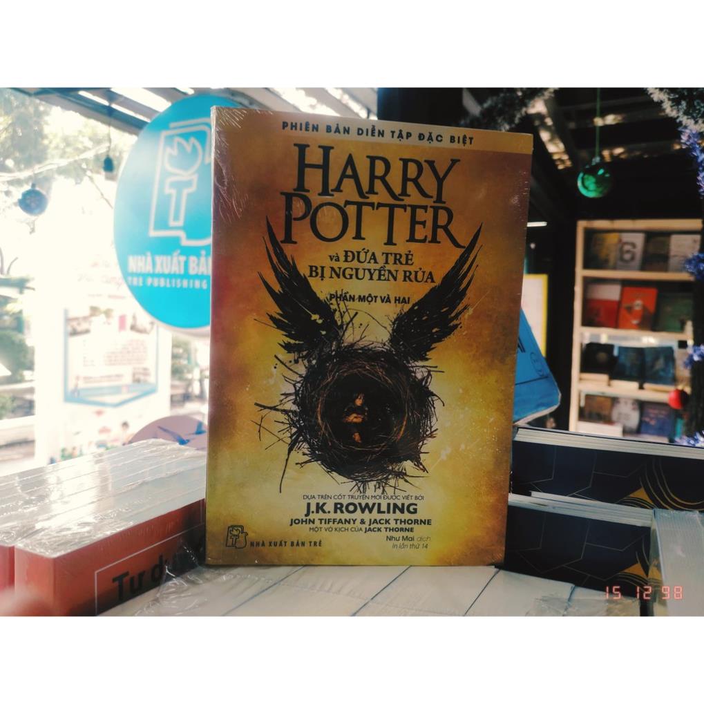 Sách - Harry Potter và Đứa trẻ bị nguyền rủa (Phần 1 và 2) - NXB Trẻ