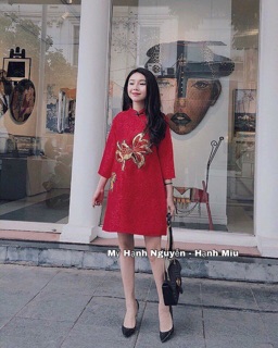 GẤM ĐỎ THÊU HOẠ TIẾT