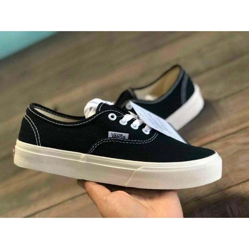 VANS CLASSIC TRẮNG ĐEN NAM NỮ TẶNG BOX
