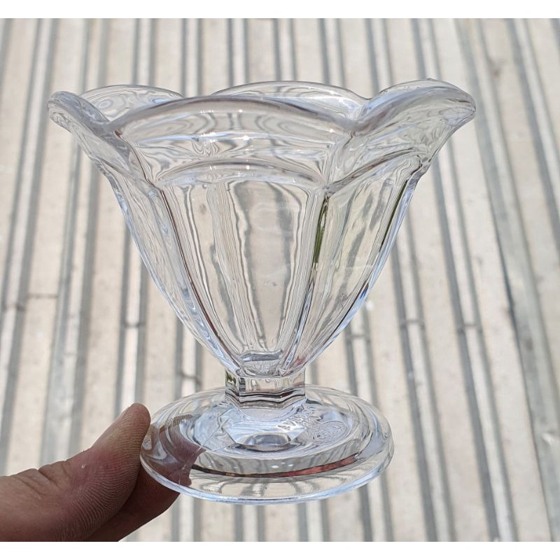 Ly kem mica trong xịn. No36