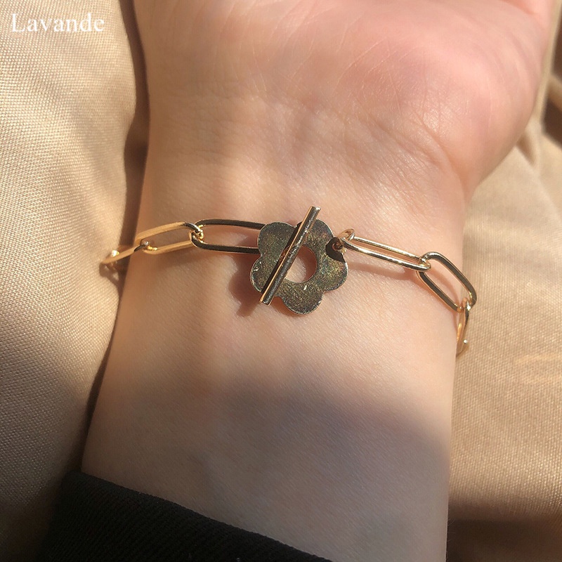 Vòng Đeo Tay Thép Titan Dạng Chuỗi Hoa Phong Cách Niche Không Phai Màu CEZF Thanh Lịch Cho Nữ