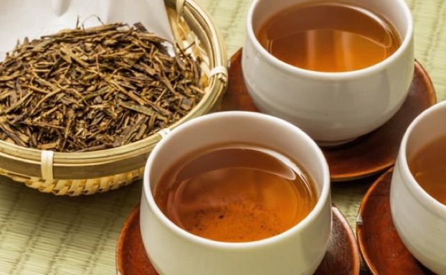 Trà xanh sấy houjicha Itoen 40g Nhật bản ( VITAMIN TONG HOP)