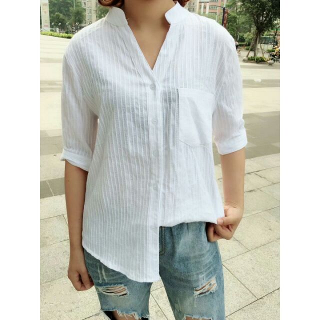 Áo sơ mi trắng vân form rộng