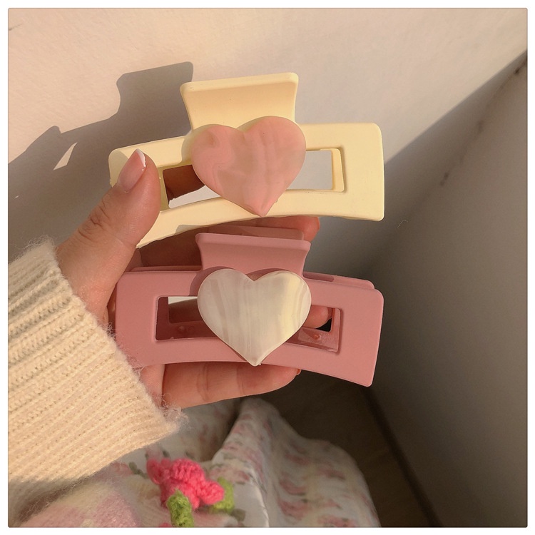 Kẹp Tóc Acrylic Hình Cá Mập Trái Tim Màu Hồng Thời Trang Hàn Quốc