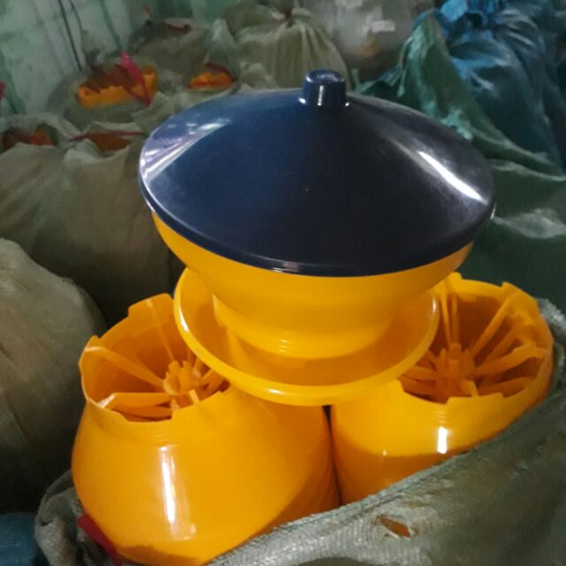 MÁNG ÚM GÀ  , VỊT , NGAN , NGỖNG CON ....