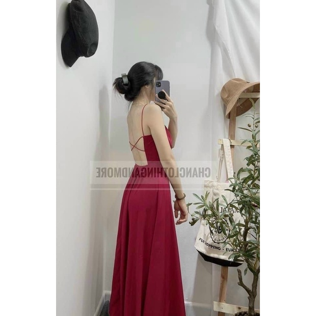 Váy đỏ, đầm đỏ hai dây hở lưng thiết kế đơn giản sang trọng
