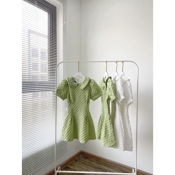 [Mã FAMARAL1 giảm 10K đơn 50K] Sibling House - Đầm tay phồng cổ bèo vải xốp Mochi | BigBuy360 - bigbuy360.vn