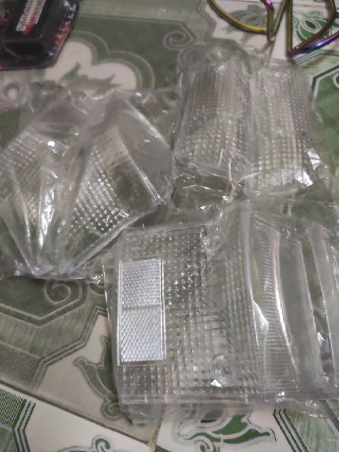 Nắp hậu, chụp đèn xi nhan Dream trắng / cam