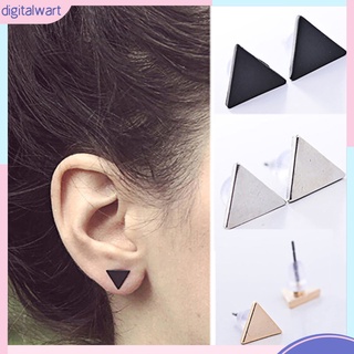 Cặp khuyên tai thiết kế tam giác sang trọng quý phái dành cho nữ