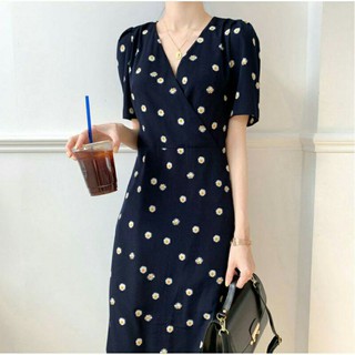 đầm dạo phố chấm bi sang trọng