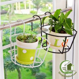 Giá kệ sắt hình tròn treo chậu hoa ban công -  giao màu ngẫu nhiên
