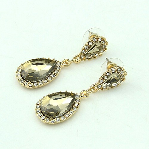 Đôi Khuyên Tai HìNh GiọT NướC ĐíNh Kim Cương Giả ThờI Trang Cho Nữ
