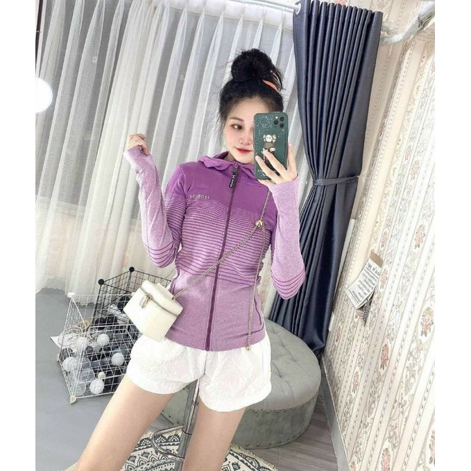 [Size M L XL] Áo khoác Nữ. Áo Khoác Thể Thao Ôm Body Phong Cách Năng Động, Cá Tính [N21]