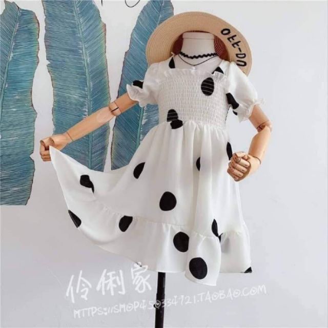 Đầm mẹ bé. K phung 170