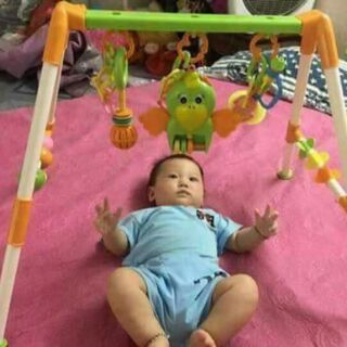 Kệ chữ A cho bé chơi
