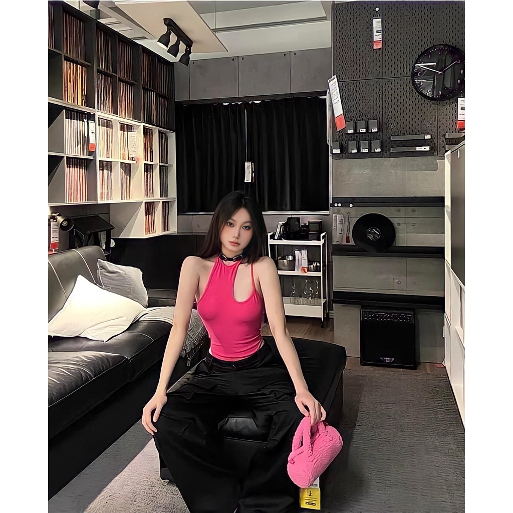 Áo Bodysuit Ba Lỗ Hồng Và Quần Suông Túi Hộp