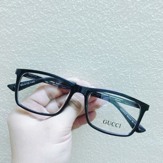 Kính không độ gucci