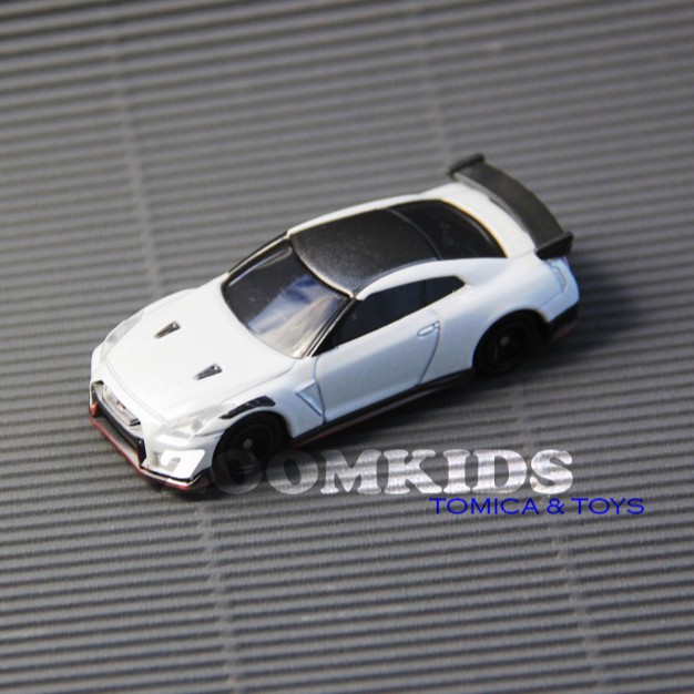 Xe mô hình Tomica Nissan GTR