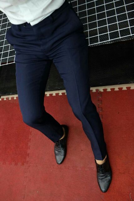 [ Chỉ 3 ngày ] Quần âu sắn gấu màu đen, dáng hàn quốc, không xù không nhăn không bám bụi | BigBuy360 - bigbuy360.vn