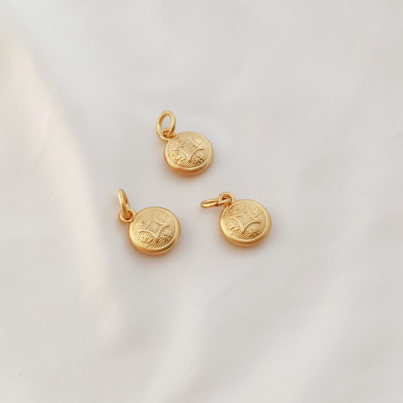 Mặt Dây Chuyền Đồng Mạ Vàng 18K May Mắn Mang Lại May Mắn