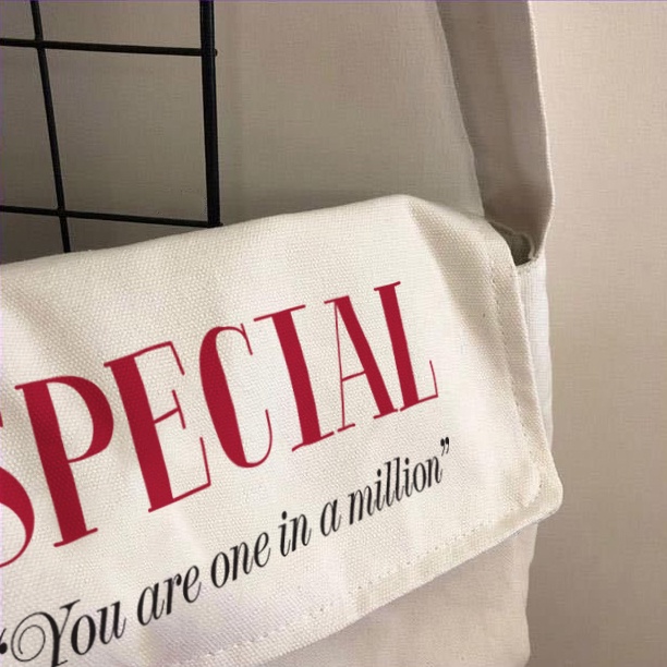 Túi Đeo Chéo Vải Canvas In Hình Special - You Are One In A Millions Phong Cách Ulzzang
