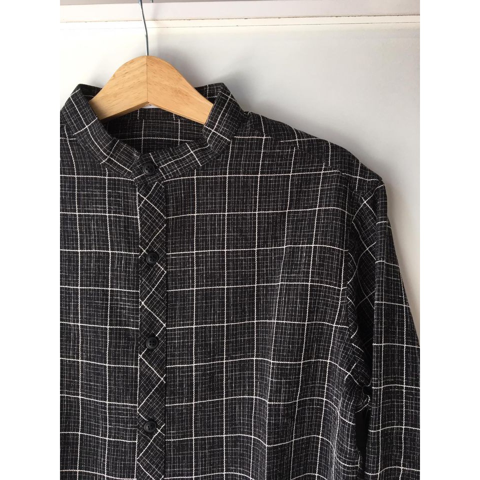 Áo đôi cổ trụ caro đen cực model