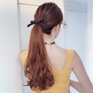 Tóc cột xoăn nhẹ đuôi dễ thương