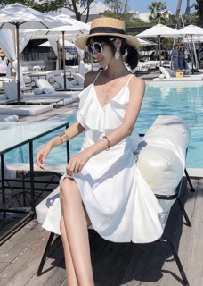 Đầm trắng viền bèo đan dây sau, váy đi biển xuongvnxk vnxk (kèm hình thật)