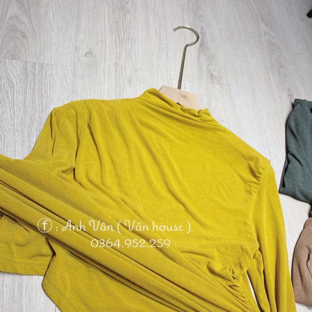 Áo thun cổ lọ đổ mác Hàn siêu xinh