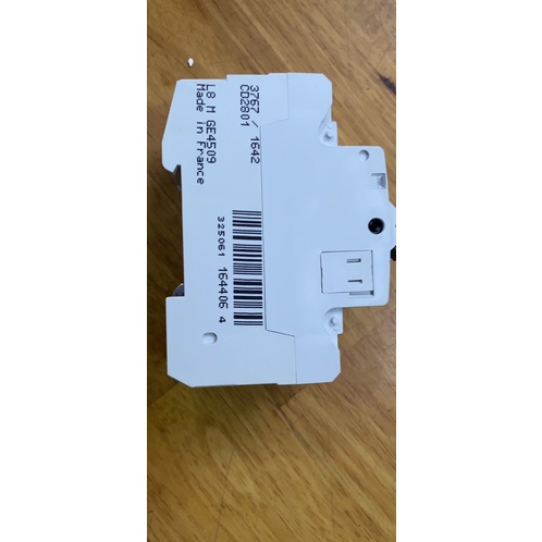Cầu dao chống rò, chống giật Hager  2 cực - CD280B