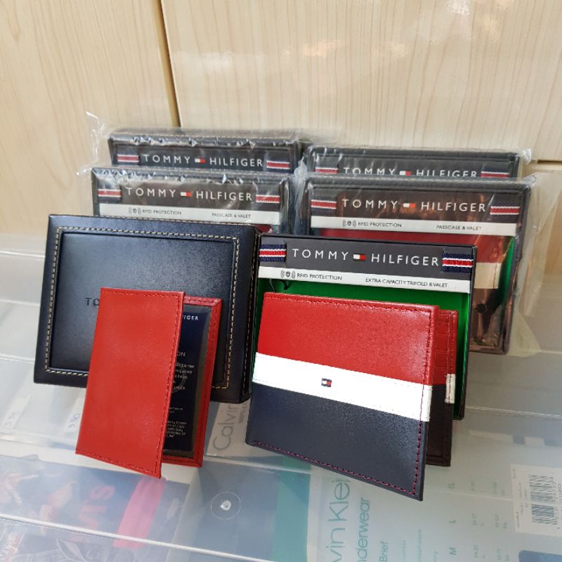 Chính hãng Mỹ - Ví da nam Tommy Hilfiger