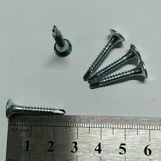 Vít sàn bắn sắt đầu bằng