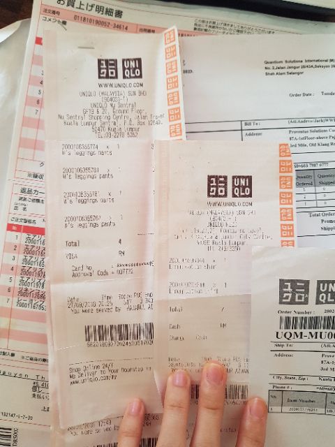 Áo sợi pha len siêu ấm Uniqlo | BigBuy360 - bigbuy360.vn