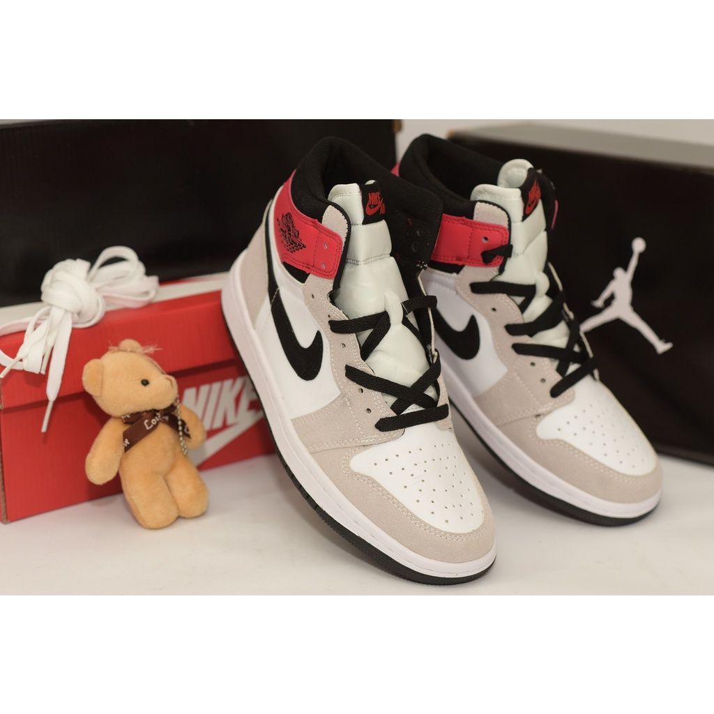 [Video+Ảnh Thật] Giày Sneaker Nam Nữ Jordan-1 Cao Cổ Trắng Sữa viền Đỏ (fullbox)