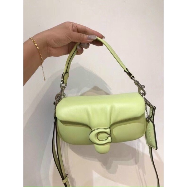 TÚI COACH MINI PILLOW TABBY C3880 (2 màu)