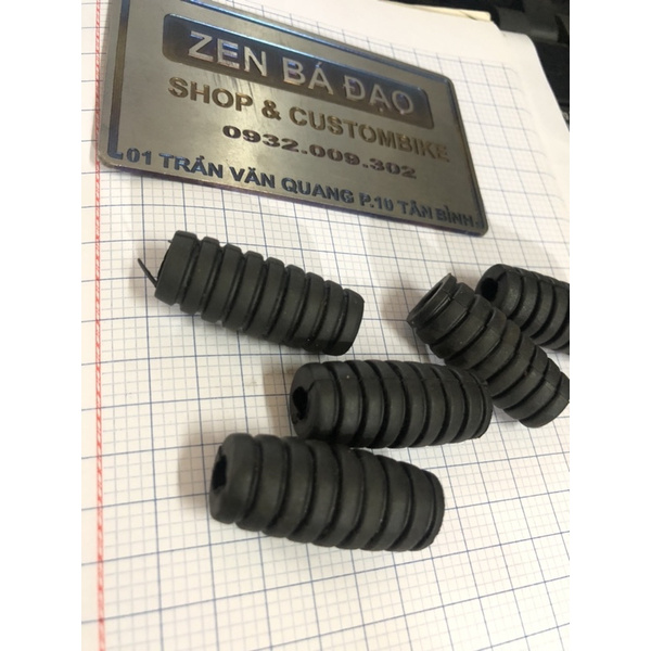 Cao su bọc cần số