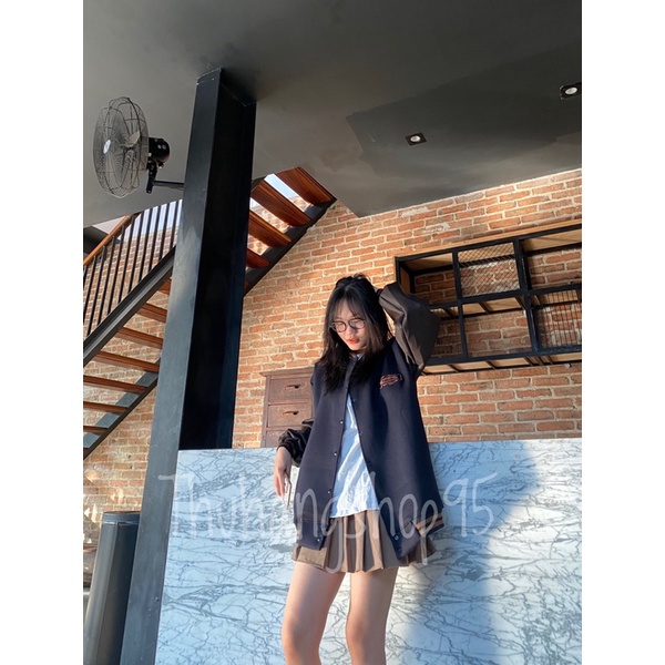 Áo Khoác Bomber Pha Da,thân áo dạ đen hình tay thêu tim form rộng Unsiex | BigBuy360 - bigbuy360.vn