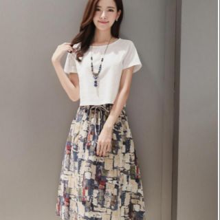 Bộ váy áo croptop đang lên cơn sốt mua hè 2019, một phong cách cực chất và cá tính là những gì mà váy croptop mang lại