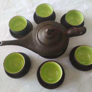 BỘ ẤM CHÉN TỬ SA BÁT TRÀNG DÁNG ĐÈN ALADANH