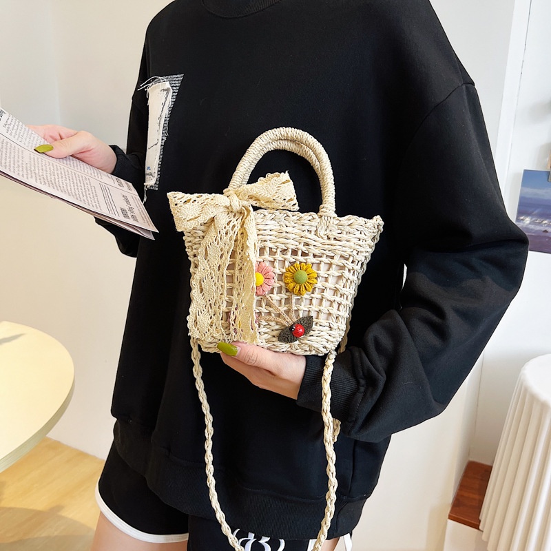 Túi nữ dệt Túi thời trang ren đơn giản Túi xách hoa nhỏ dễ thương Túi đeo một vai của phụ nữ