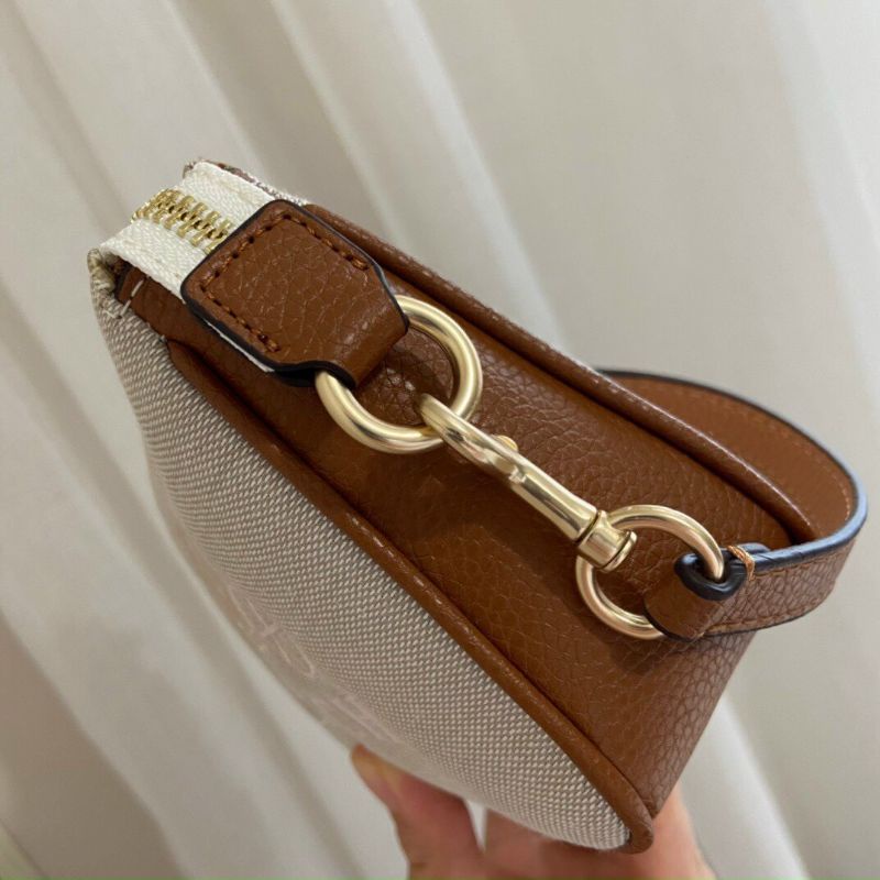 Túi COACH NOLITA