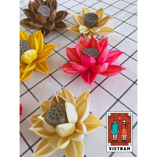 Hoa sen khô trang trí nội thất