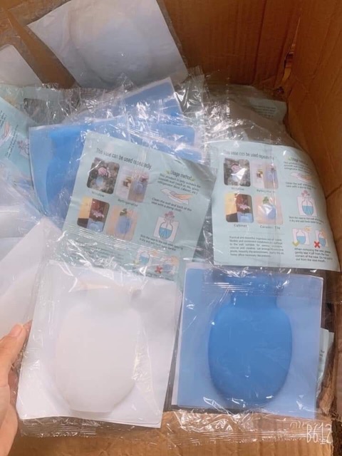 Bình hoa silicon dán tường