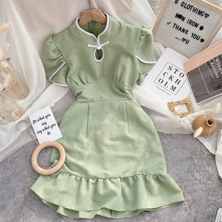Đầm xanh cổ tàu