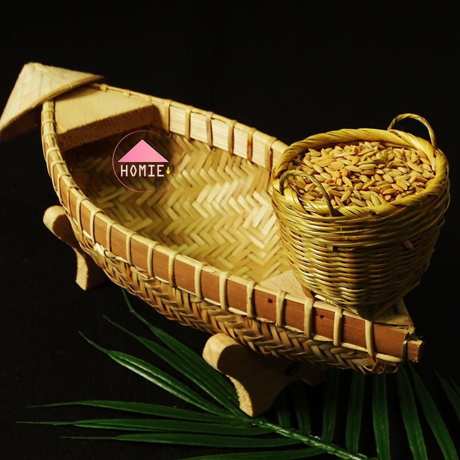 [Trang trí bàn ăn] Thuyền tre màu tự nhiên trang trí bàn độc đáo