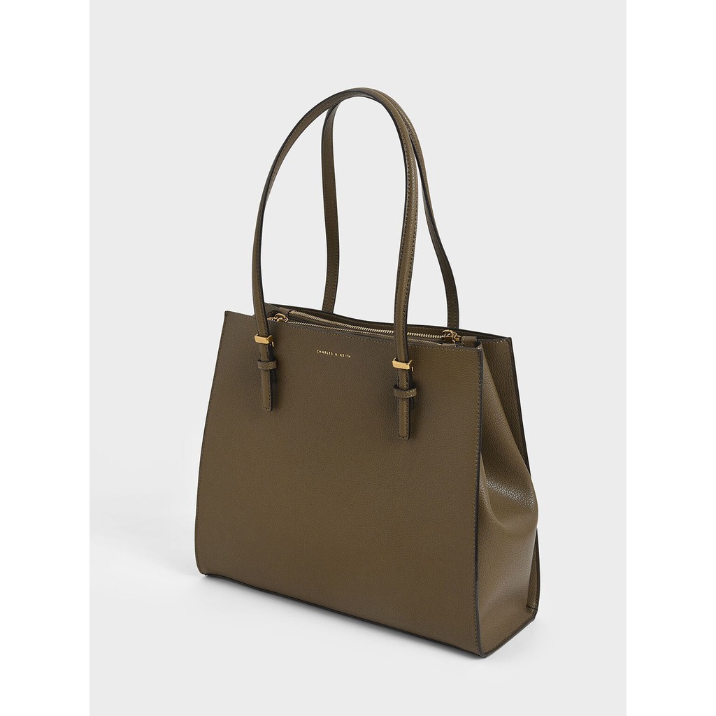 CHARLES & KEITH Thiết Kế Đơn Giản Thời Trang