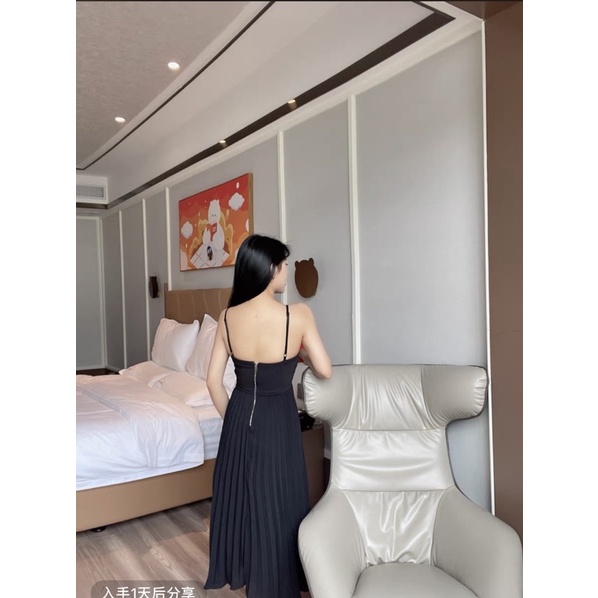 Váy 2 dây xếp ly size S