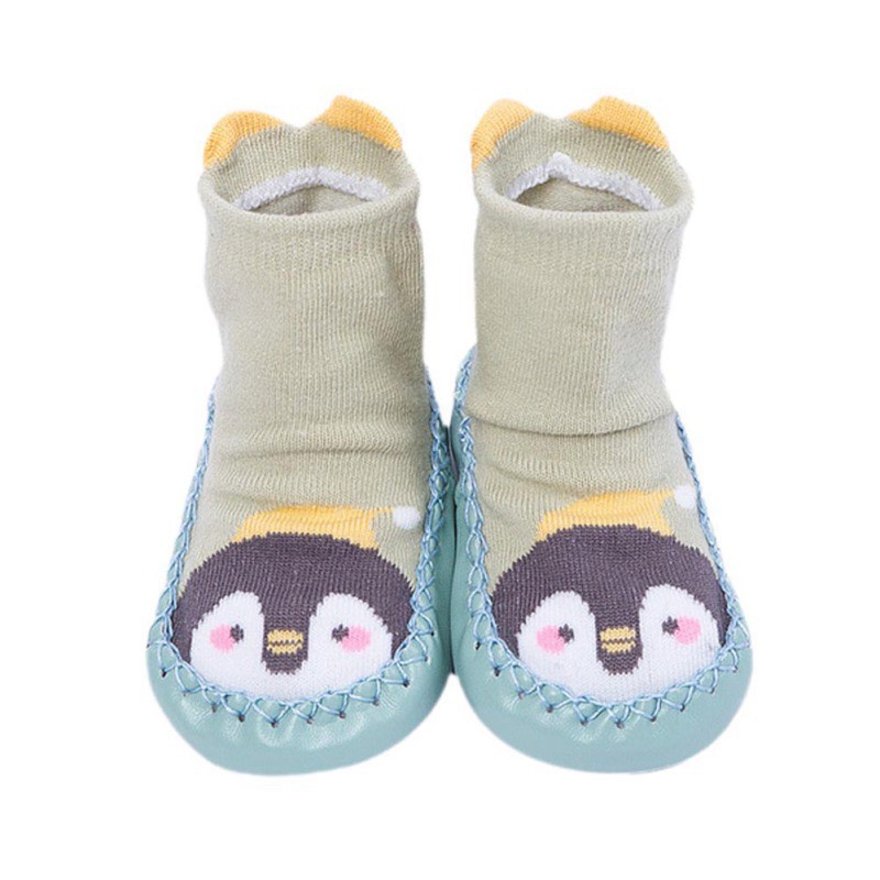 Cặp tất giày giữ ấm chân cho bé tập đi kiểu dáng hoạt hình đáng yêu