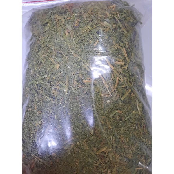 cỏ alfalfa khô cho các bé thỏ bọ