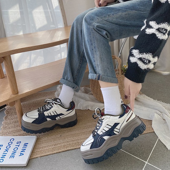 Giày sneaker ulzzang đế cao cá tính